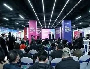 西部首次举办！
成都女鞋亮相“2021中国（四川）出口商品世界播”
