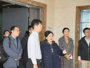 国家发改委创新驱动发展中心处长刘中全率队到华森制药调研！
