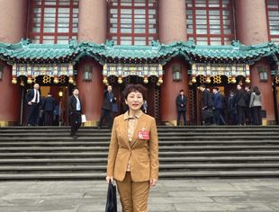 【聚焦两会】刁雪梅委员：“带货一哥”“销售女王”依法纳税亟需加强监管