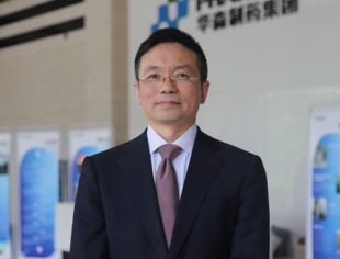 游洪涛荣获全国优秀中国特色社会主义事业建设者称号