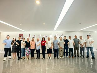 商会携手促发展 互学互鉴启新程——重庆市渝中区旅游商会新班子到访重庆市四川商会交流座谈