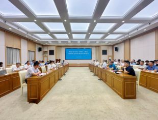 游洪涛带领川商参加重庆市全国“四好”商会、5A级社会组织赴秀山县考察活动