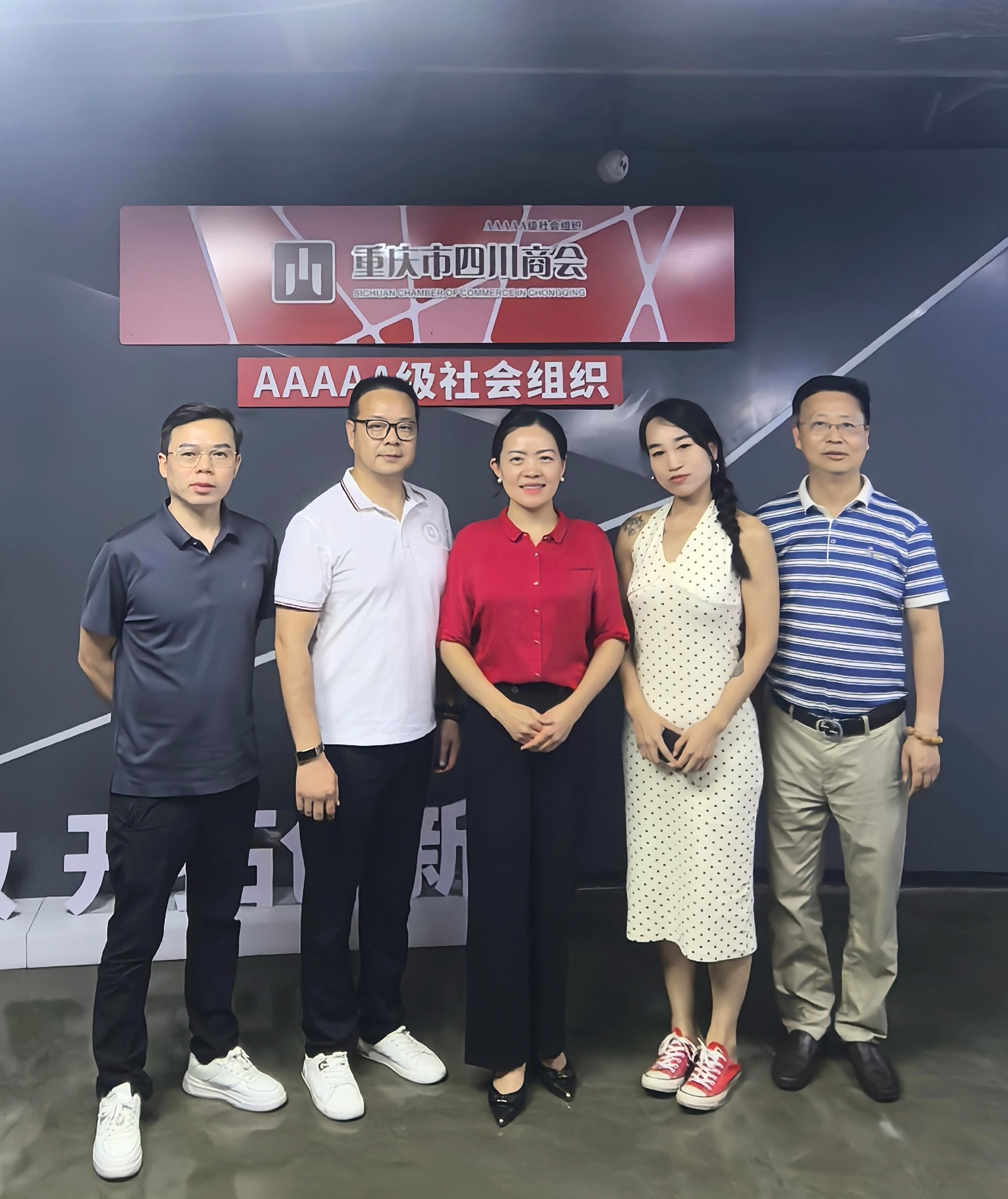 be3dbb4e72989f164e2cbfd2721ca2a.jpg