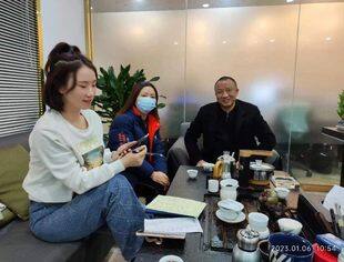 秘书处拜访副会长单位成都茅五郎商贸有限公司