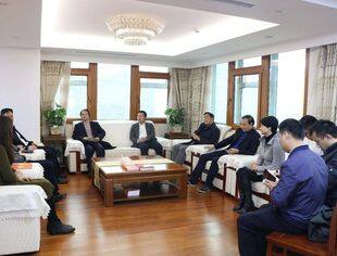 我会领导陪同福州驻京办领导拜访北京福建企业总商会