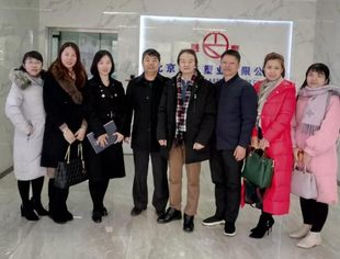 我会领导拜访副会长单位北京融音塑业有限公司