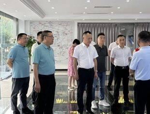 吕状文会长带队走访成都铜梁商会会长单位千嘉科技