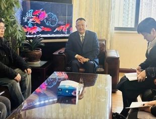 吕状文会长主持召开商会秘书处 “新春第一会”