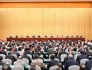 吕状文会长参加重庆市深入推动民营经济高质量发展大会