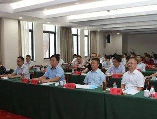 我会副会长彭松参加第四届民营经济法治建设峰会