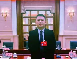 市人大代表尹顺新：建立重庆消费新名牌标准和名录 助力重庆打造国际消费中心城市