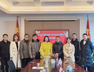 重庆市上海商会党委召开一届十三次（扩大）会议暨专题组织生活会