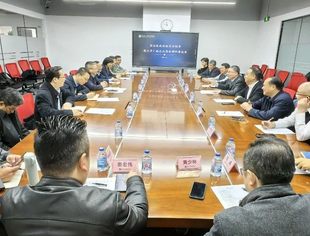 广西驻京办主任黄琛到商会调研