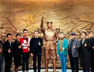“致敬国家英雄 争当时代楷模”——商会组织党员、会员参观“李延年战斗英雄主题馆”