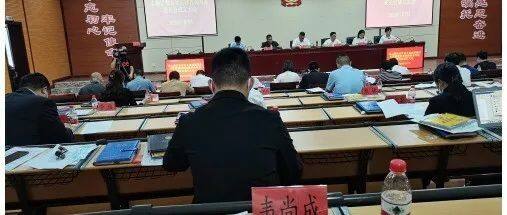 会员动态∣贵州巨山律师事务所罗伶俐主任、韦尚成律师受聘为观山湖区法学会公益法律服务志愿团成员