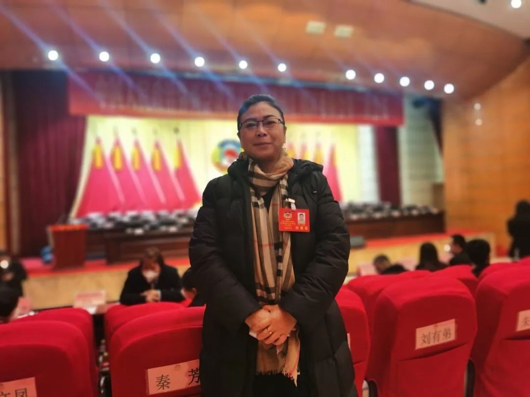 汇川政协委员 吴贵容.jpg