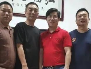 党支部书记谭克荣一行走访执行会长杨波企业