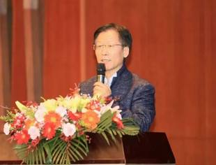 王四新：迎接数字文明时代，完善平台责任体系
