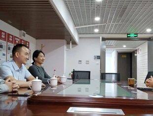 重庆市高新区驻鲁豫陕招商分局一行到访山东省重庆商会并开展座谈交流