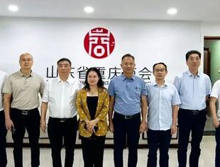 重庆市铜梁区政府领导一行到访山东省重庆商会并走访考察会员企业