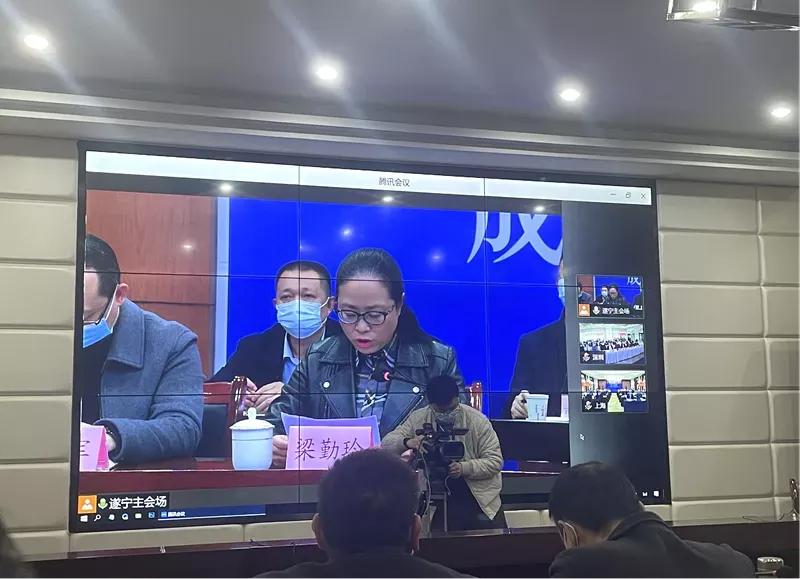 遂宁市成立驻上海和驻深圳的农民工综合服务站