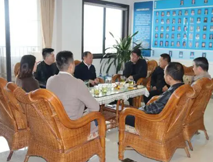 成都泸州商会李子茂会长在商会开展会长值日