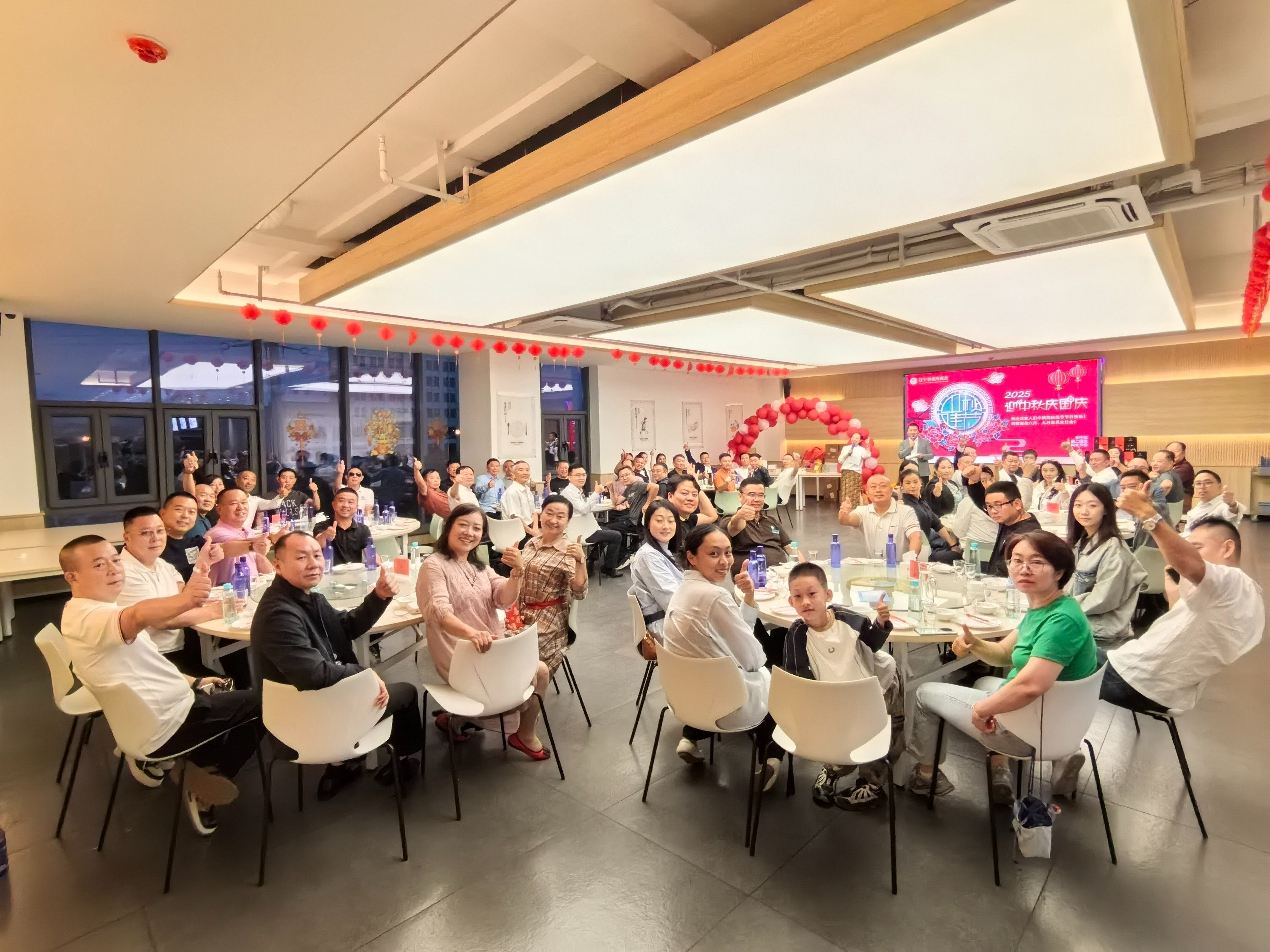 73f2c501a4033f820148f37f67a612b.jpg 73f2c501a4033f820148f37f67a612b.jpg