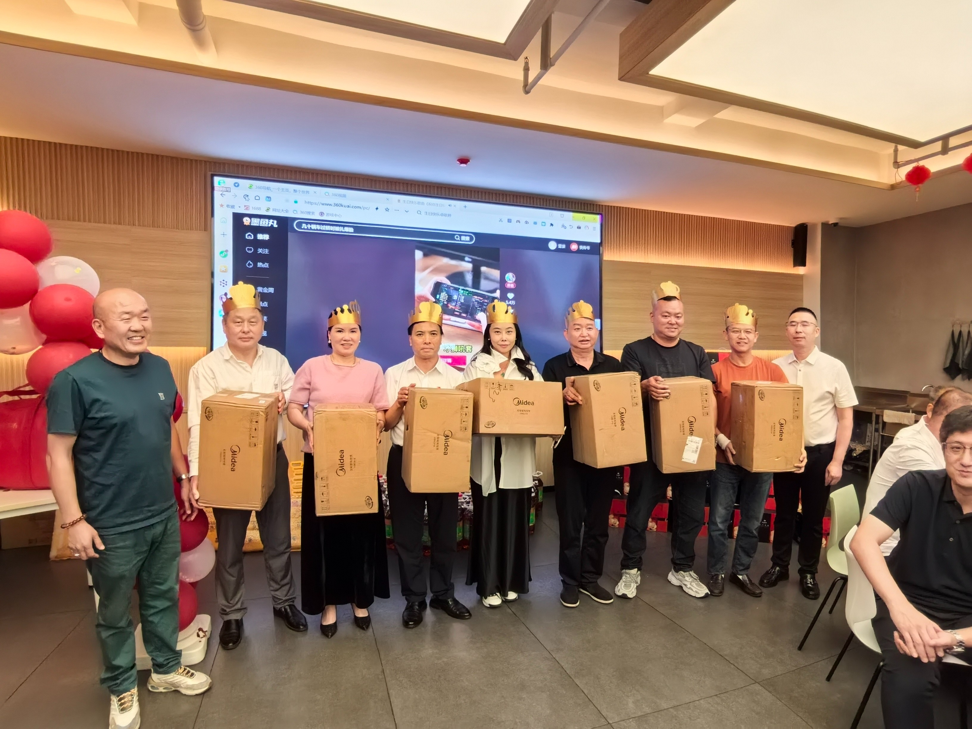 1eb7b53ca97cab8684c5bb90773d2c1.jpg 1eb7b53ca97cab8684c5bb90773d2c1.jpg