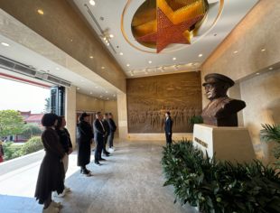 【党建活动】辽宁省重庆商会与吉林省重庆商会党支部 齐聚刘伯承故居-----开展“寻根铸魂·共谋发展”党日活动