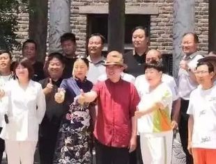 千池百窖醇香漫溢        一坛一觞滋润绵柔——走进张弓老南厂感受千年酒文化