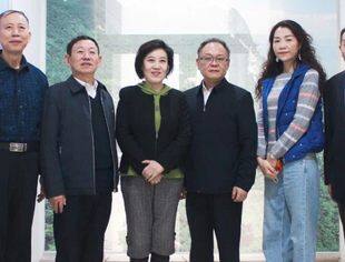 九江驻京联络处、北京九江企业商会同华谊启明东方暖城市文化产业集群团队洽谈文旅投资项目