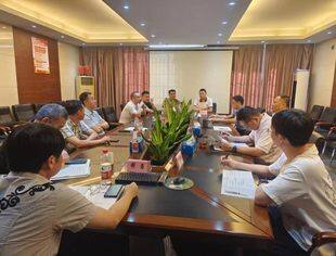 四川驻厦办陈俚君主任履新与福建省四川商会主要负责人座谈