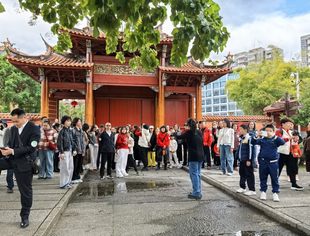 探源孔庙圣迹 共筑川闽家风