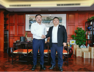 贵阳市河南商会会长张虎一行到访贵州省黑龙江商会