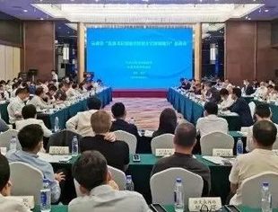 会务动态|我商会领导应邀出席云南省“县委书记招商引资招才引智福建行”恳谈会