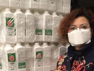 品牌人在行动,副会长陈文芳与鸿利亮彩科技为战“疫”复工