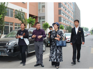 【领导关怀】顺义区工商联党组书记黄学英莅临商会常务副会长许国宝旗下闽京蒲企业园调研