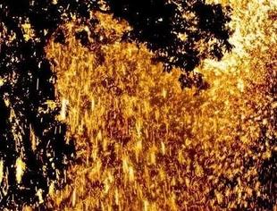 莆田元宵： ⑥ 新度锦墩打铁花闹春
