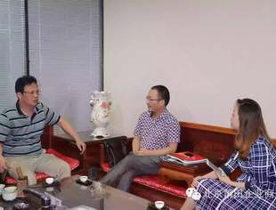 【友好交流】《中国商人》杂志社记者部主任侯耀晨到访商会