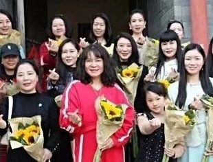 商会要闻 | 致敬女性力量  共绘生命之美 云南省温州商会妇联举办庆祝3.8国际妇女节活动