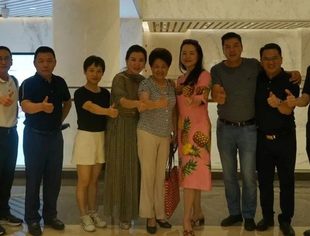 北京南平企业商会一行参观考察麦田房产、小数点科技