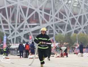 会企动态 | 我会副会长康晓琪企业东晨润安全服务集团承办北京市2025年度消防宣传月主场活动