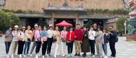 【商会动态】上海市资阳商会会长、银湾集团董事长带领银湾集团员工与商会秘书处赴宜春明月山团建