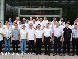 温州市重庆商会开展 “学党史 践行动，学先进 促发展”活动