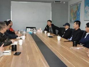 阎冬会长带队走访副会长单位