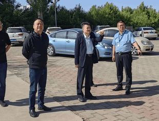 【商会通讯】 包头市委统战部副部长、市工商联党组书记黄凤山一行，山东省内蒙古商会会长韩振涛一行莅临会员单位参观指导