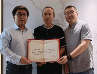要闻|原解放军总医院心内科专家侯允天先生被聘为北京沧州企业商会医疗教育专业委员会顾问
