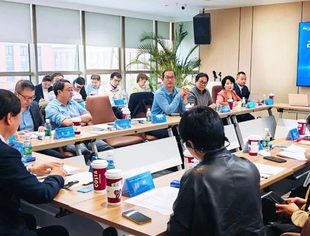 商会举办2024金秋新会员见面会暨专精特新私董会