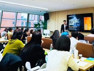 商会成功举办“企业用工风险管理”劳动法讲座