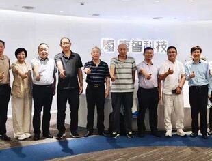 鹤壁高新区领导赴北京专精特新企业商会考察交流 共绘产业协同发展新蓝图